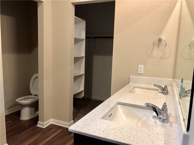 Building Photo - 1512 Ferryman Dr