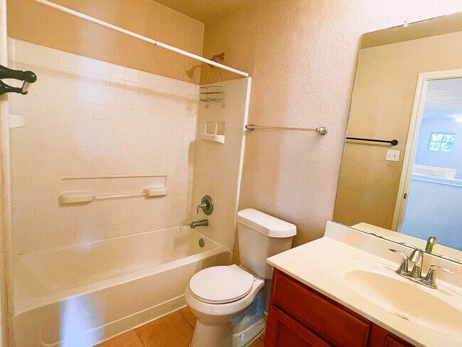 bathroom 2 - 577 Quarter Ave