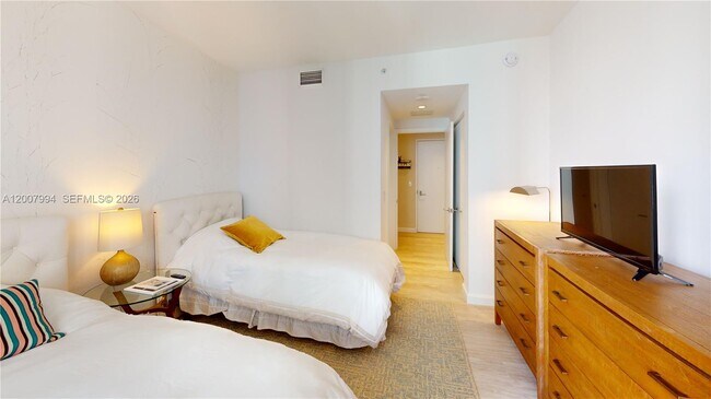 Building Photo - 55 SW 9th St