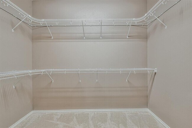 Building Photo - 2 Tidwillow Pl