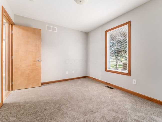 Building Photo - 532 Radcliff Dr