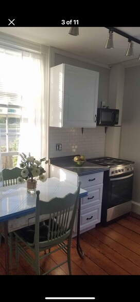 Building Photo - 18 Town House Rd