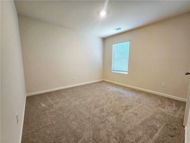 Building Photo - 274 Walnut Grv Wy