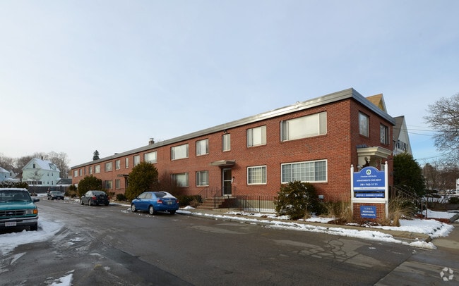 Primary Photo - George Court Apartments