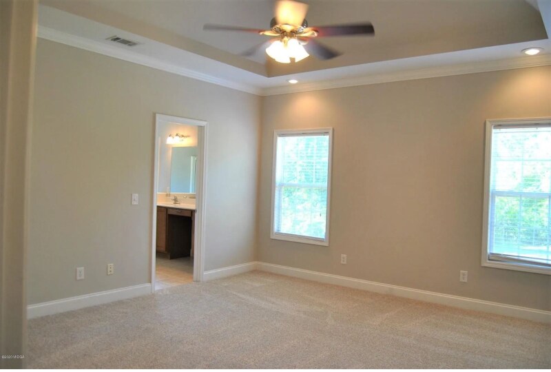 Building Photo - 575 Windsong Dr