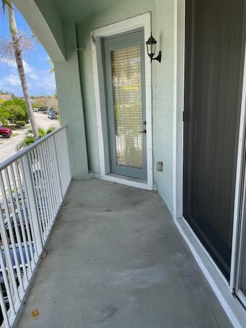 Building Photo - 3026 Laurel Ridge Cir