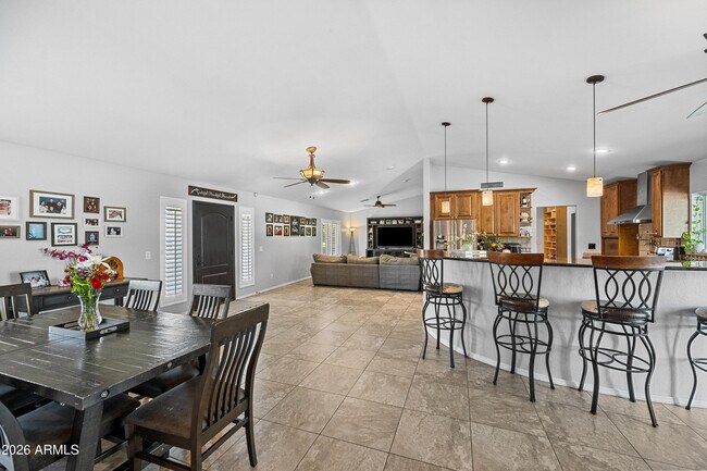 Building Photo - 6634 N 176th Ave
