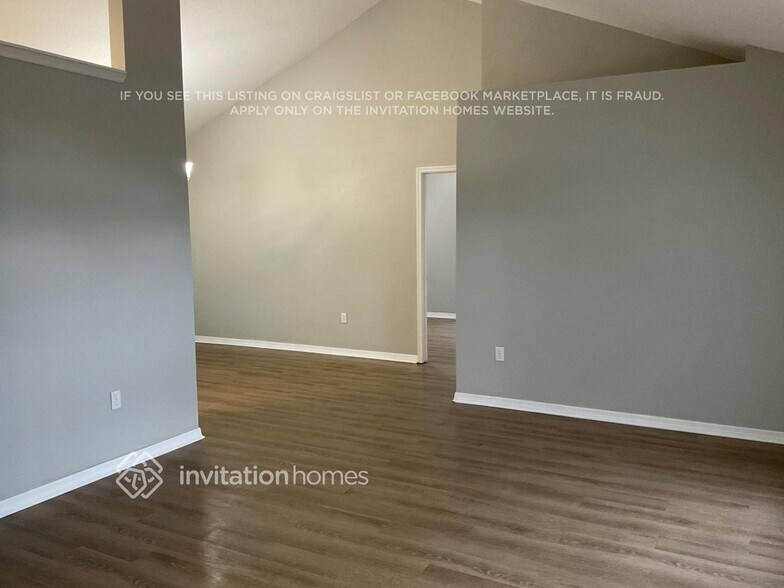 Building Photo - 1897 Crane Creek Blvd