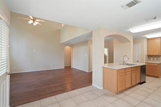 Building Photo - 35 N Star Ridge Cir