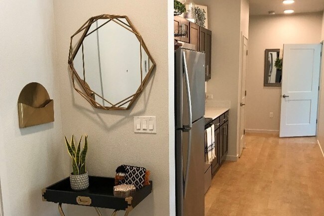 Building Photo - Campus Walk