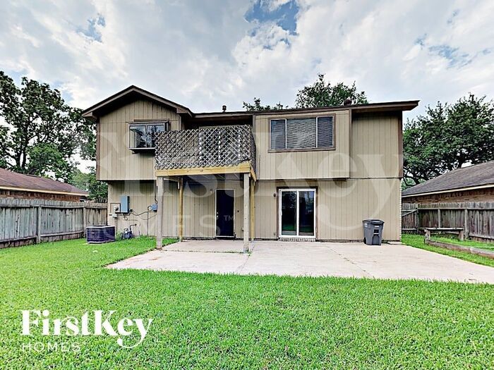 Building Photo - 18623 Bridoon Dr