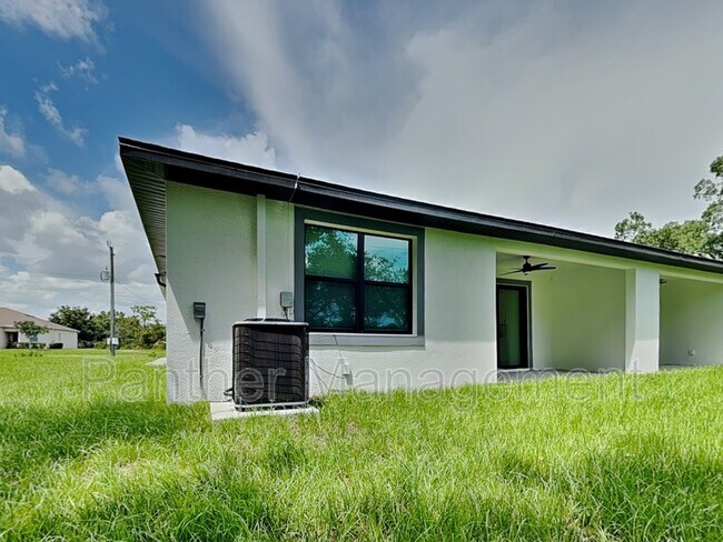 Building Photo - 26483 Explorer Rd