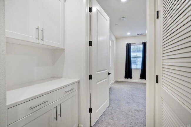 Building Photo - 4336 Harbor Way