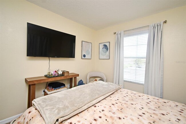 Building Photo - 200 Carina Cir