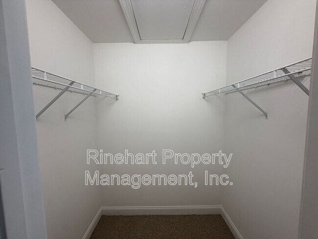 Building Photo - 1668 Flintwood Dr