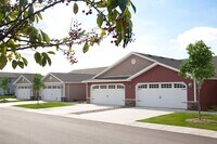 Building Photo - Redwood Canal Winchester