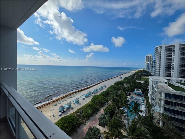 Building Photo - 6801 Collins Ave