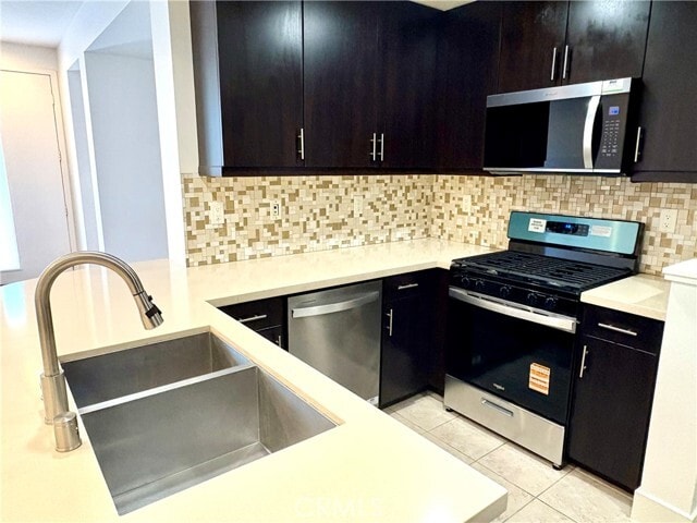 Building Photo - 12 Empire Dr