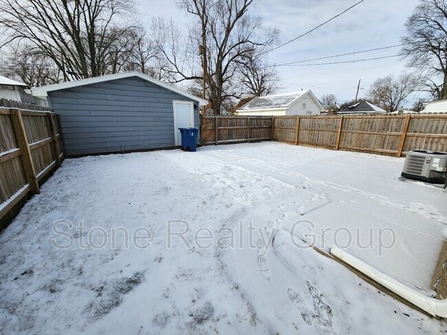 Building Photo - 1417 S 19th St