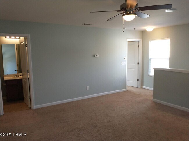 Building Photo - 38 Pennyroyal Way