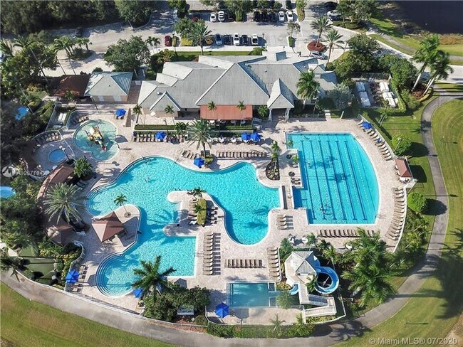 Building Photo - 1609 Sweetgum Terrace