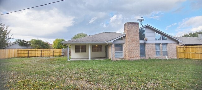 Building Photo - 10635 Tenneta Dr