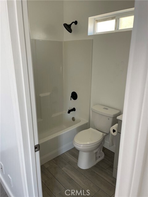 Building Photo - 2248 Lime Ave