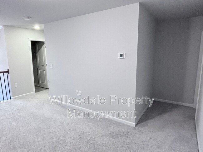 Building Photo - 913 Aspen Pointe Trl