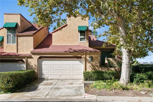 Primary Photo - 2910 Malaga Cir