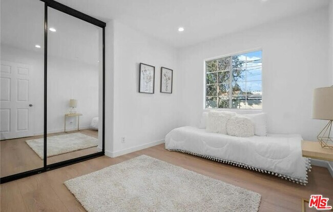 Building Photo - 6251 Alcove Ave