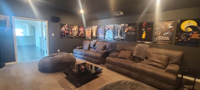 Building Photo - 5801 Antioch Cv