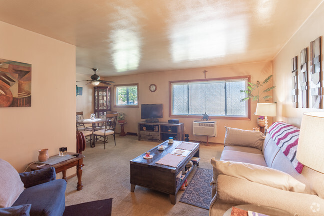 1BD 1BA - 750 sq ft - Bonneville Apartments