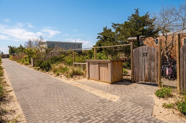 Building Photo - 57 Juniper Ave