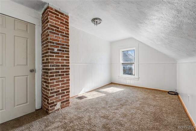 Building Photo - 20 Wood Ave