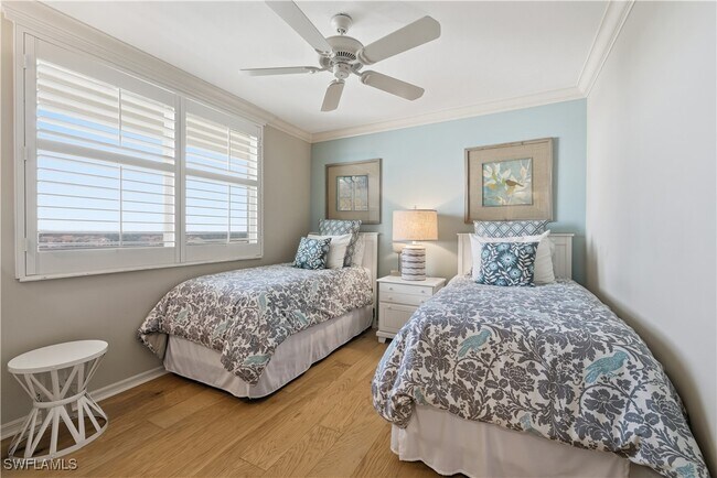 Building Photo - 6361 Pelican Bay Blvd