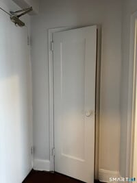 Building Photo - 144 Grove St