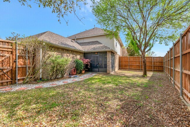 Building Photo - 5932 Desperado Dr