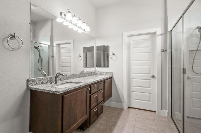 Building Photo - 12203 Cottage Promenade Ct