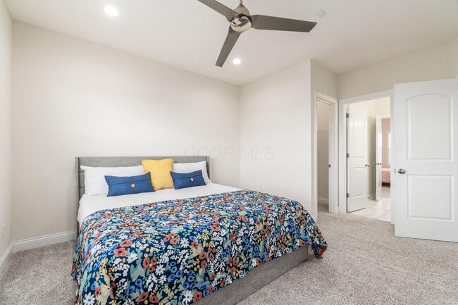 Building Photo - 5962 Laurel Ln