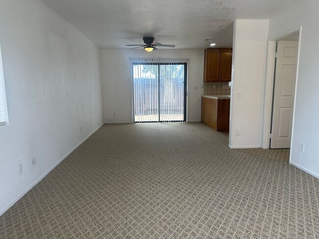 Building Photo - 9848 Sally Ave