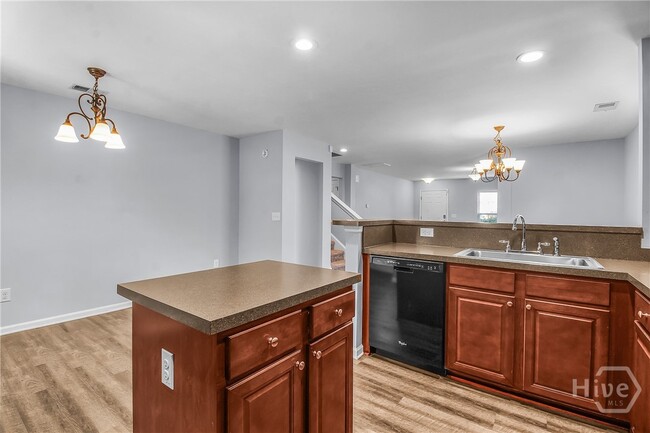 Building Photo - 307 Grasslands Dr