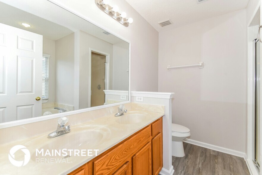 Building Photo - 14061 Red Rock Lake Dr