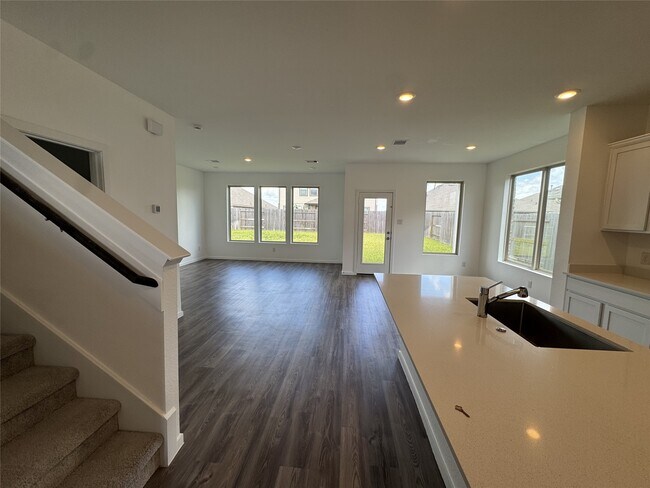 Building Photo - 5318-5318 Still Mdw Ln