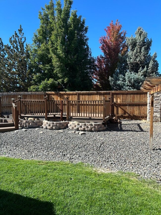Building Photo - 4973 Bougainvillea Dr