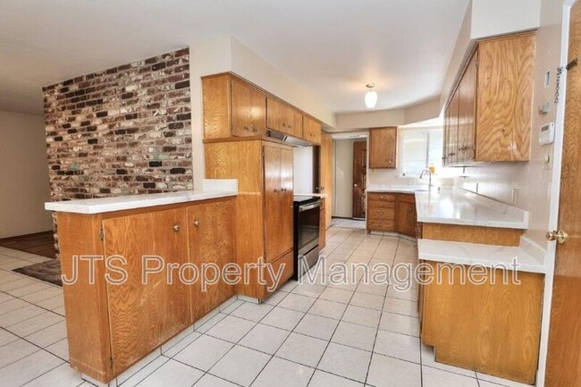 Building Photo - 1200 Gary Way