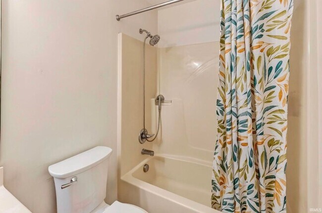 Building Photo - 1265 Virginia Ct