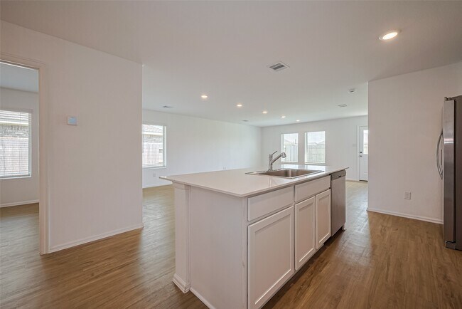 Building Photo - 9603 Fulvetta Briar Ct