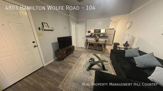Building Photo - 4803 Hamilton Wolfe