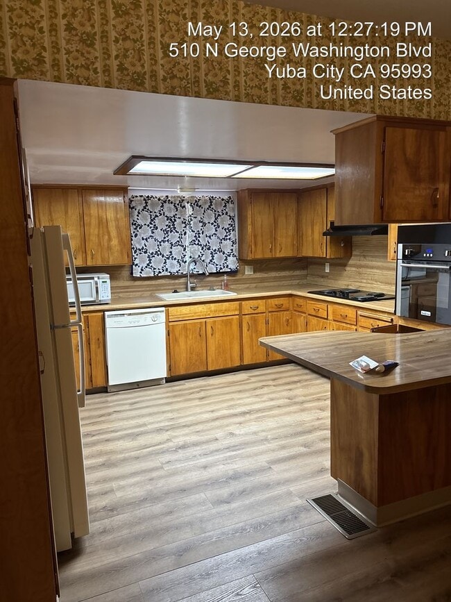 Building Photo - 3 BD 2 BA Home in Yuba City - Available Now!