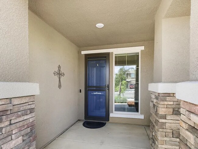 Building Photo - 3652 Edington Dr